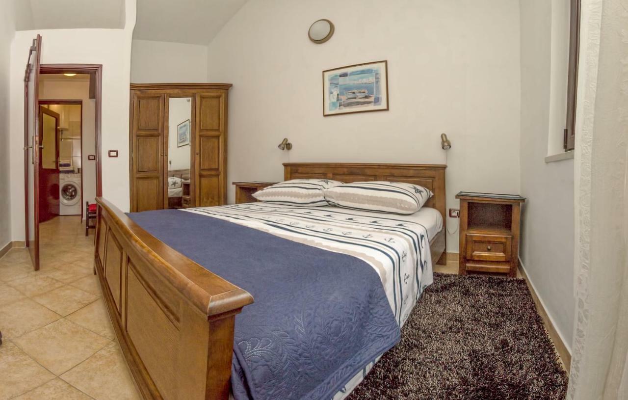 Argonave 6 Apartment Pula Dış mekan fotoğraf